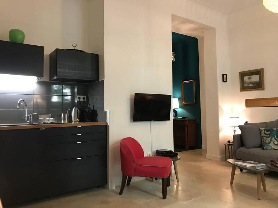 Homelivia, Luxueux Appartement Avec Jardin Prive Nice Exterior foto