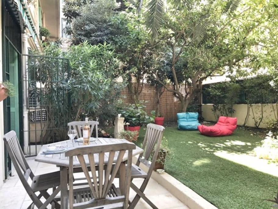 Homelivia, Luxueux Appartement Avec Jardin Prive Nice Exterior foto